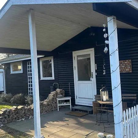 Cosy 200 Meters From The